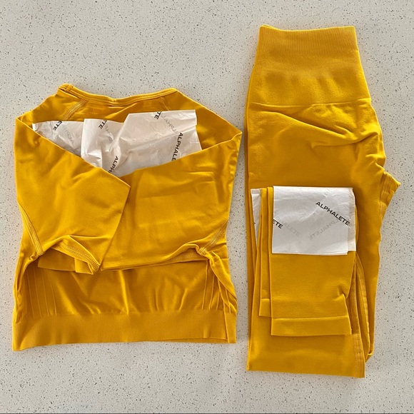 NWT LEGGING + TOP Alphalete Amplify - Picture 11 of 12